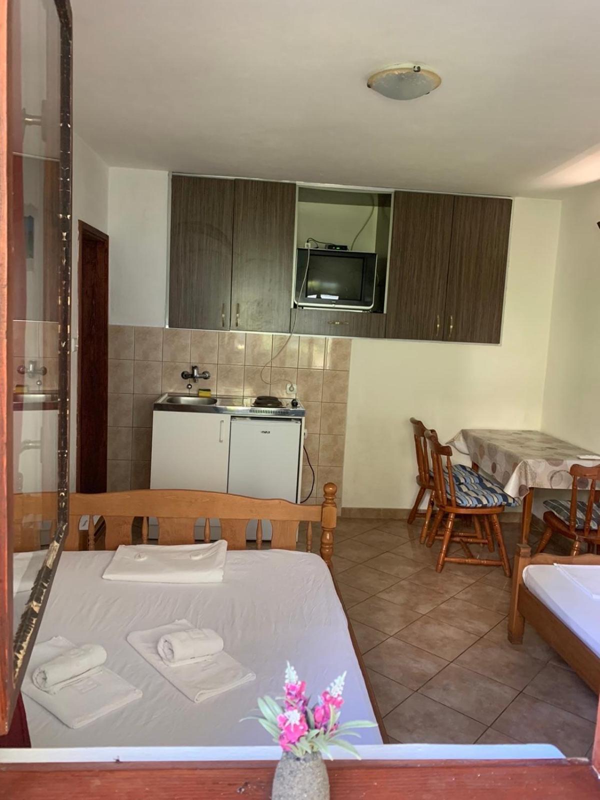 Apartmani Ivana Тиват Екстер'єр фото