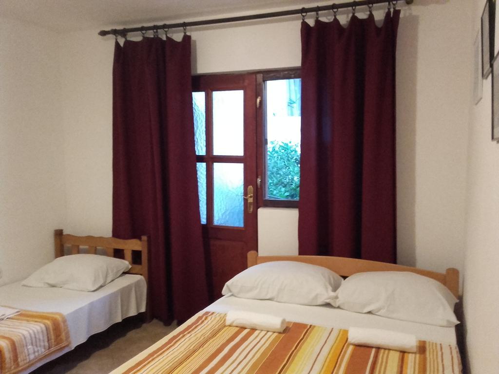 Apartmani Ivana Тиват Екстер'єр фото